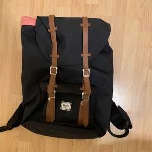 Herschel little America backpack